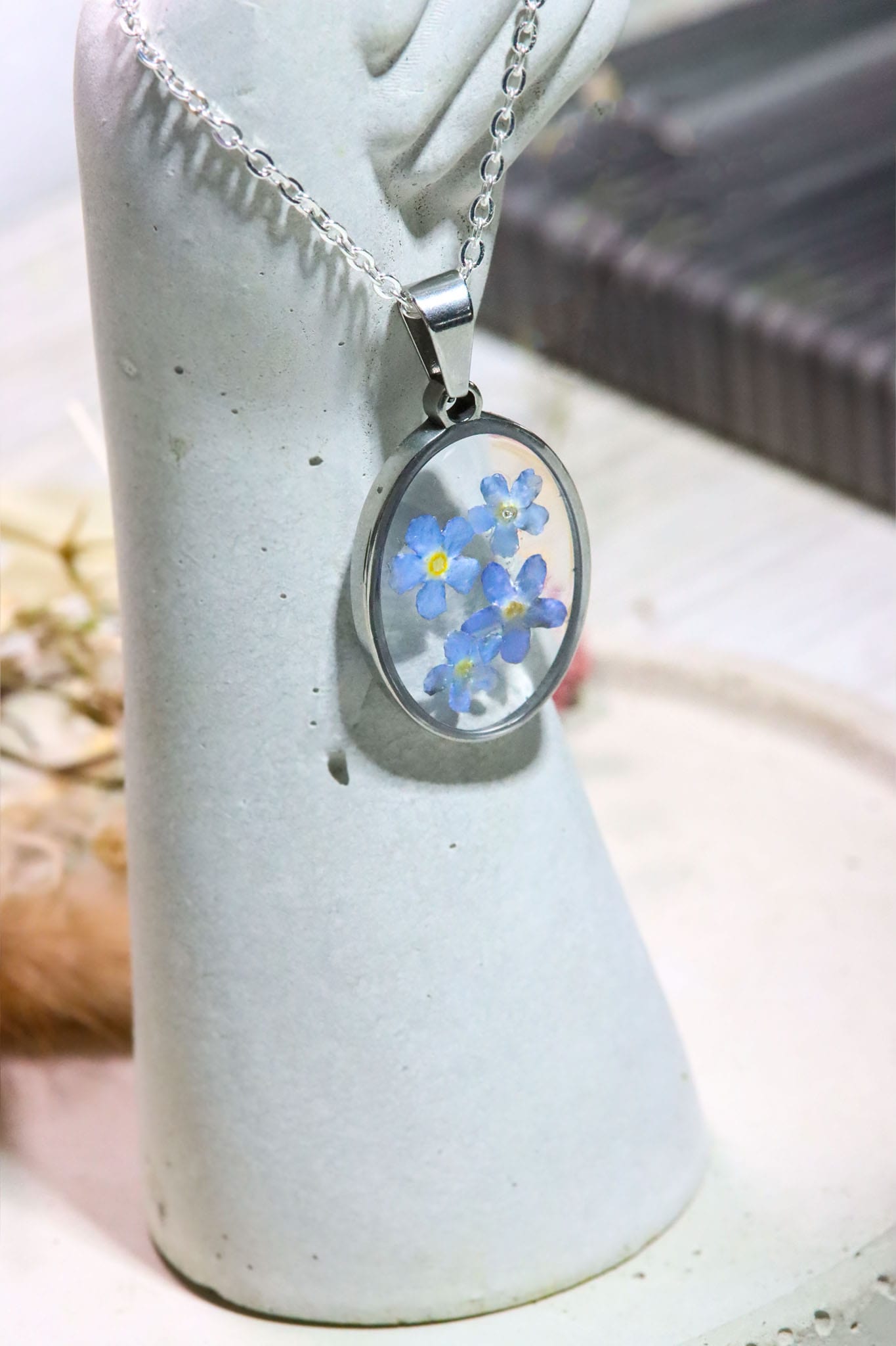 Kette Halskette Name Silber Edelstahl Wunsch Geschenk Liebe Freundin Freund Mann Frau Geschenk oval Blüte Vergiss mein nicht