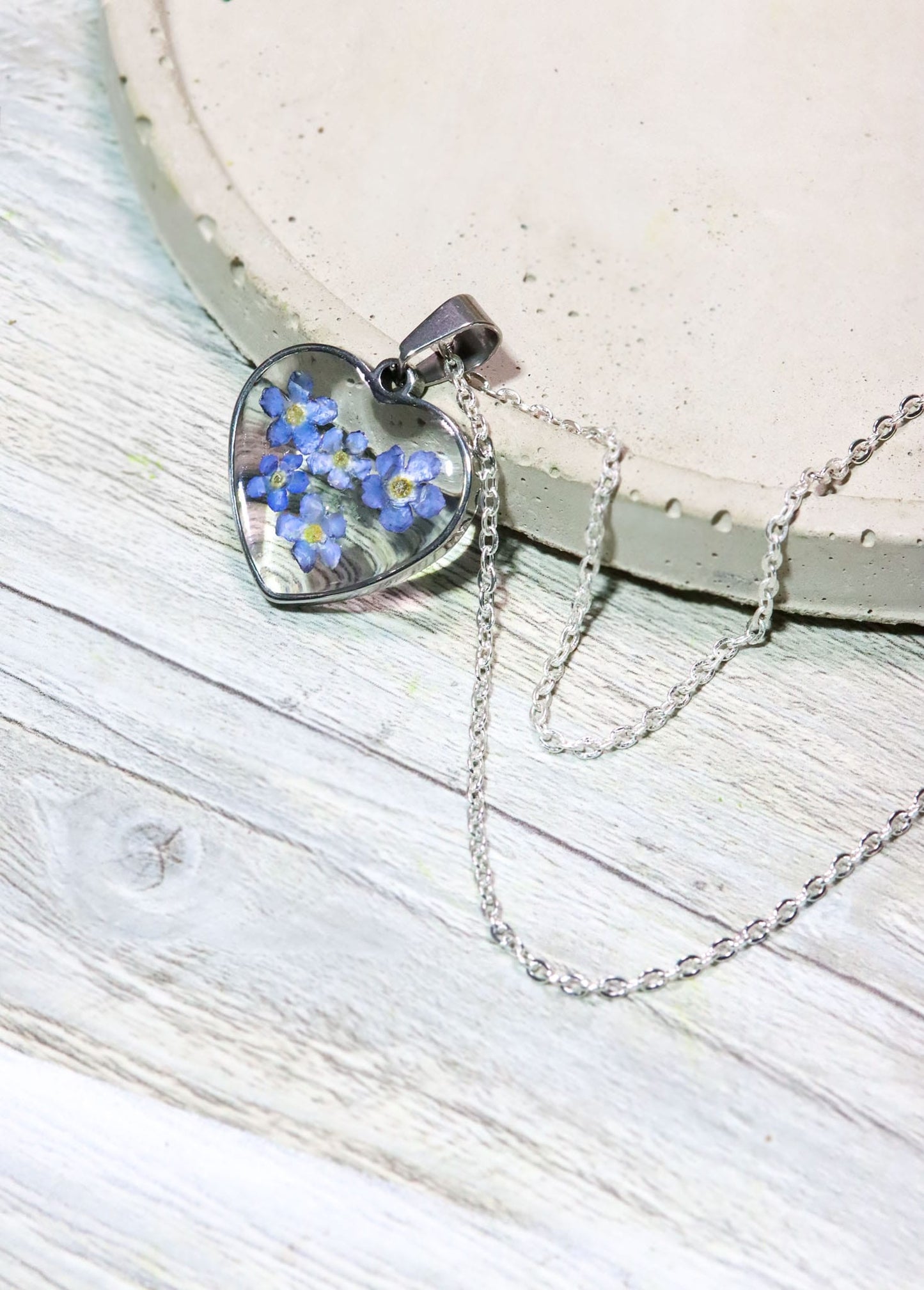 Kette Halskette Name Namenskette gold Silber Edelstahl Wunsch Geschenk Liebe Freundin Freund Mann Frau Geschenk Vergissmeinnicht Blumenanhänger Garten nachhaltig