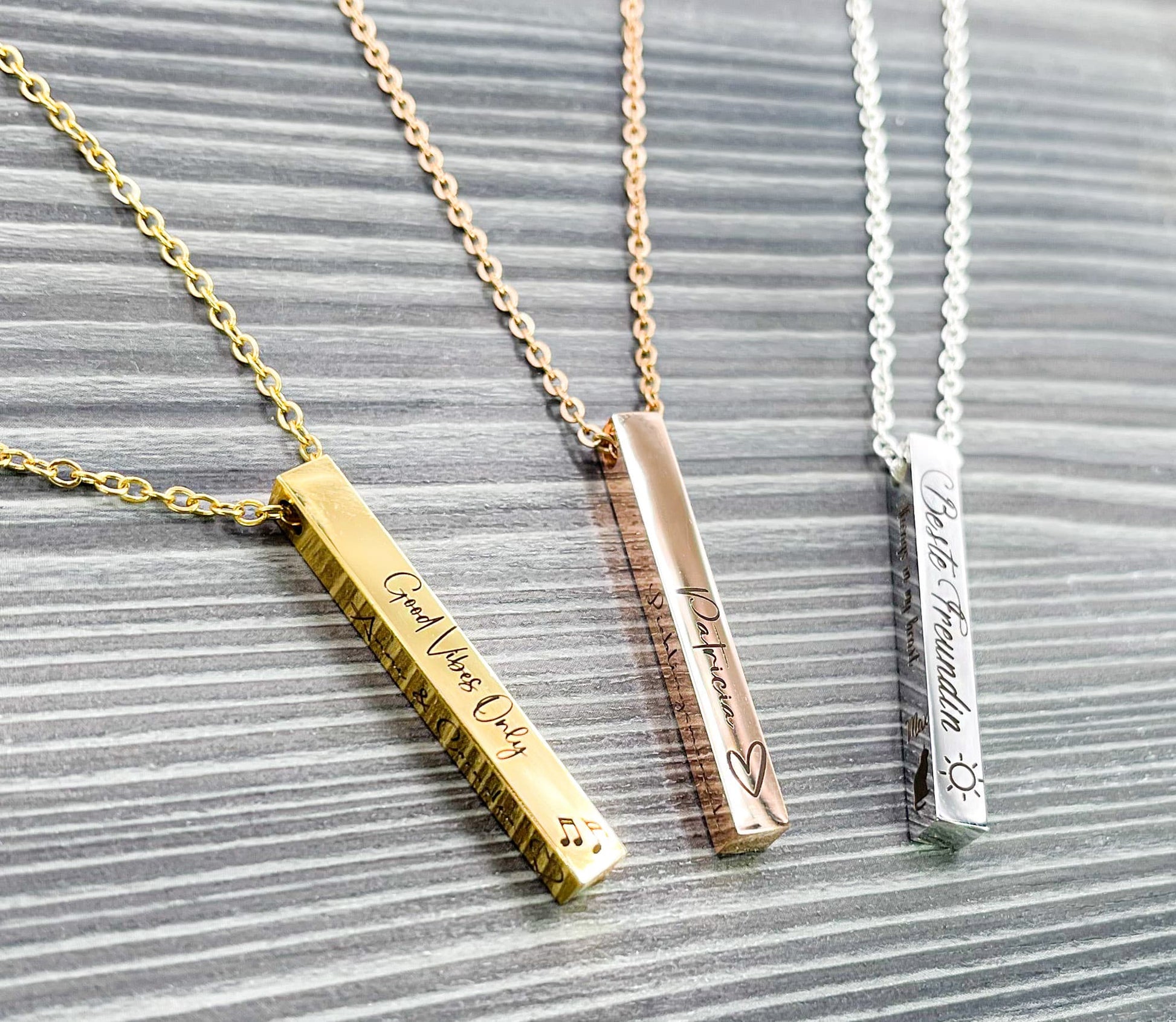Säulenkette gold silber rosegold Halskette Schmuck necklace Edelstahl stainlesssteel Personalisierung Gravur engraving personalized Name Datum Buchstabe Symbol Wunsch wish Lieblingsspruch personalisiert engraved Geschenkidee girlfriend Freundin Mutter mothersday