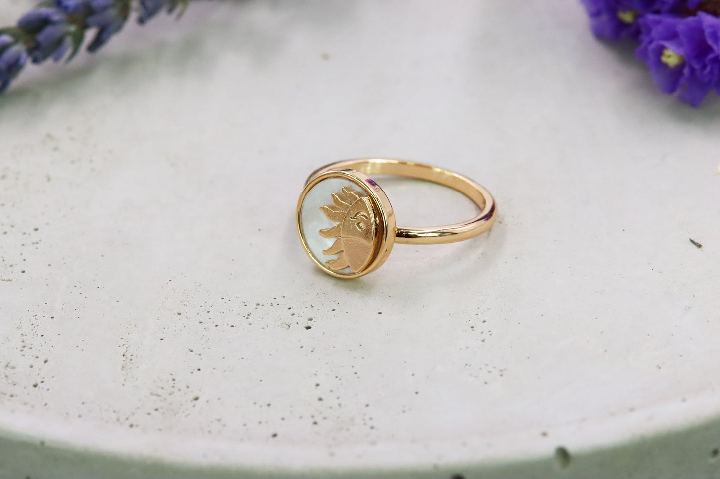 Sonne Ring gold Sonnengesicht jewelry Schmuck stainlesssteel Edelstahl unique Design Neu new Sun Moon Mond Blickfang ausgefallen