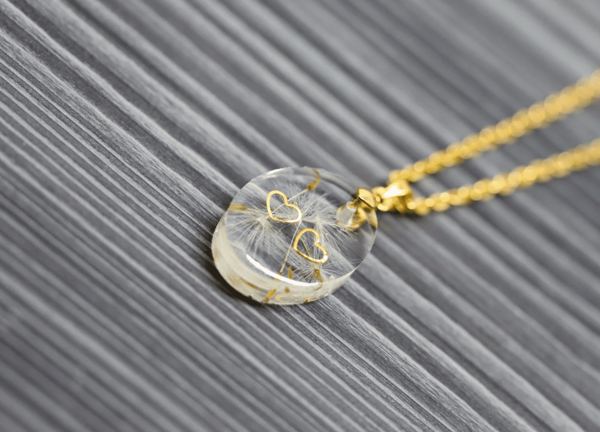 Pusteblume Dandelion Schmuck Halskette gold Zwillingsherz Epoxidharz Anhänger zwei Herzen Naturschmuck