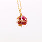 Rosenblüten Epoxidharz Halskette gold Schmuck romantisch rosepetals romantic rose petals Rosen Blattgold Geschenkidee rund necklace