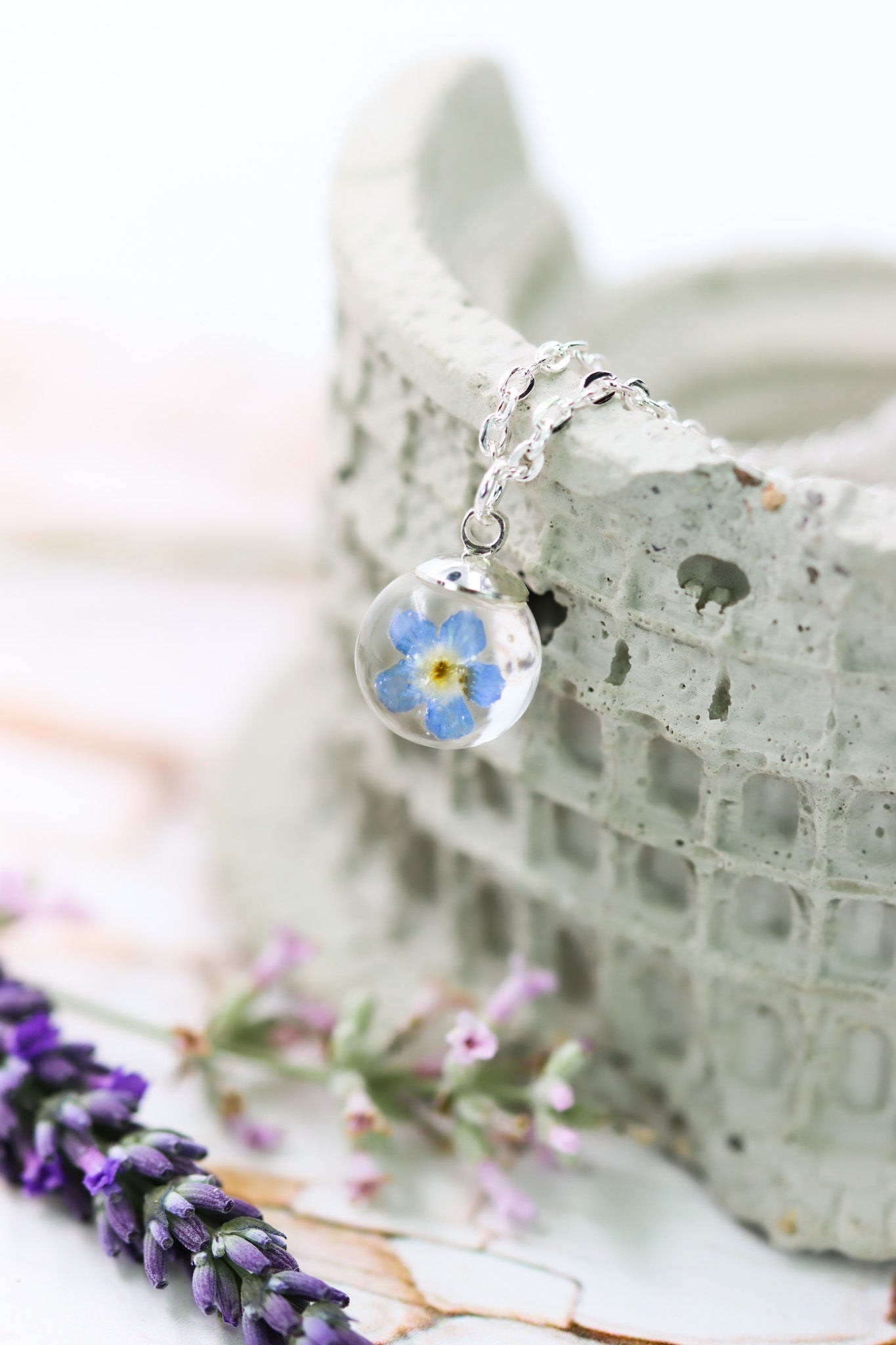 Vergissmeinnicht forgetmenot Epoxidharz Schmuck Halskette silber silver flower jewelry Naturschmuck