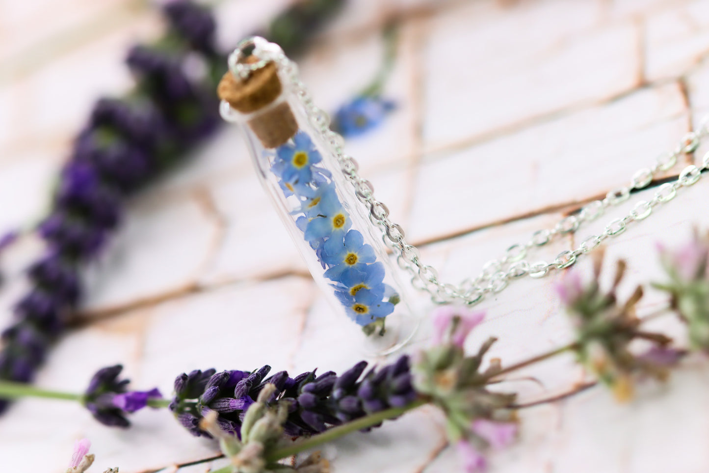 Vergissmeinnicht forgetmenot Schmuck Halskette kreativ jewelry Flasche Kork Flower Bottle long necklace girly Glas Glasflasche Naturschmuck silber silver